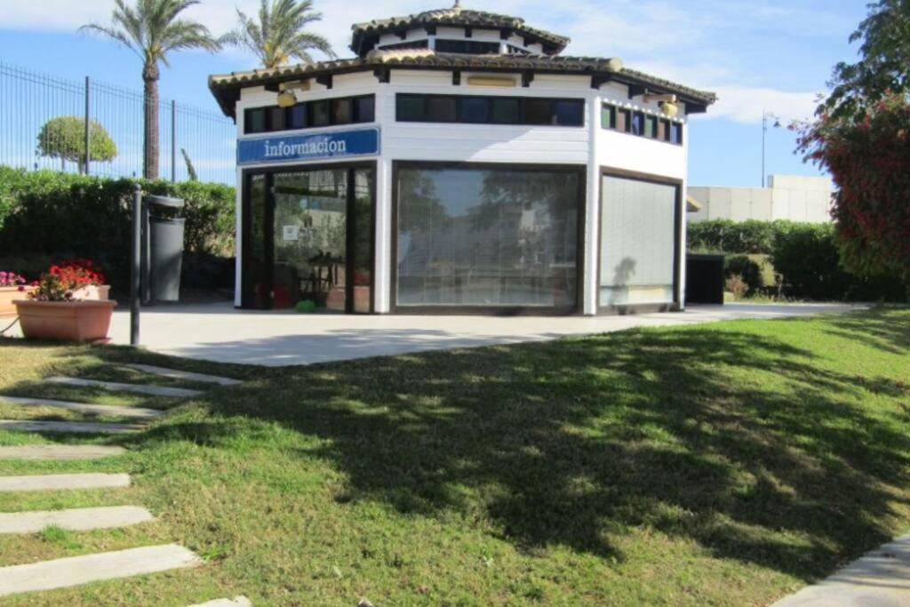 Myrtus Golf Apartment Мурсия Екстериор снимка